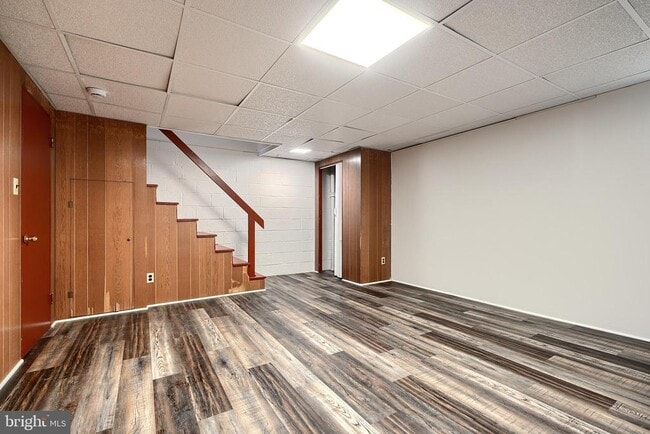 Building Photo - 7040 Heathfield Rd