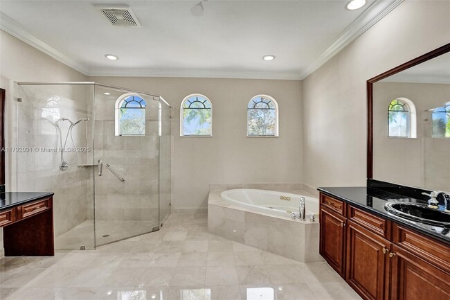 Building Photo - 7607 NW 127th Manor