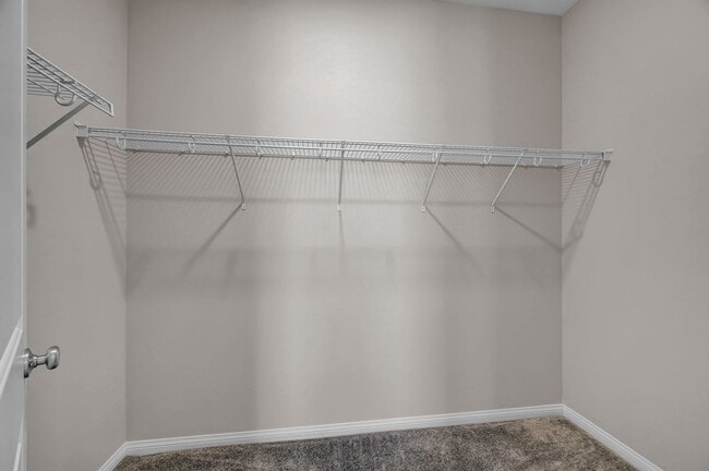 Building Photo - Summerlin gated community 4 bedroom 3 baths