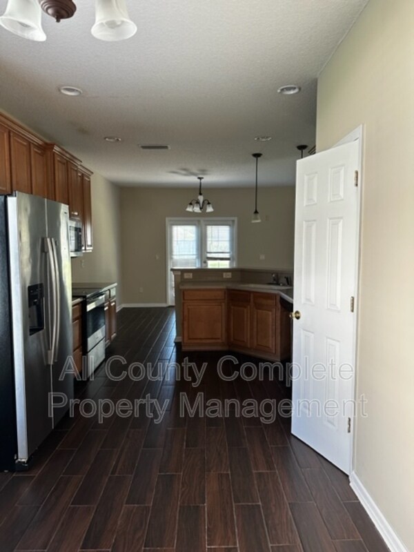 Building Photo - 4095 Pebble Brooke Circle South