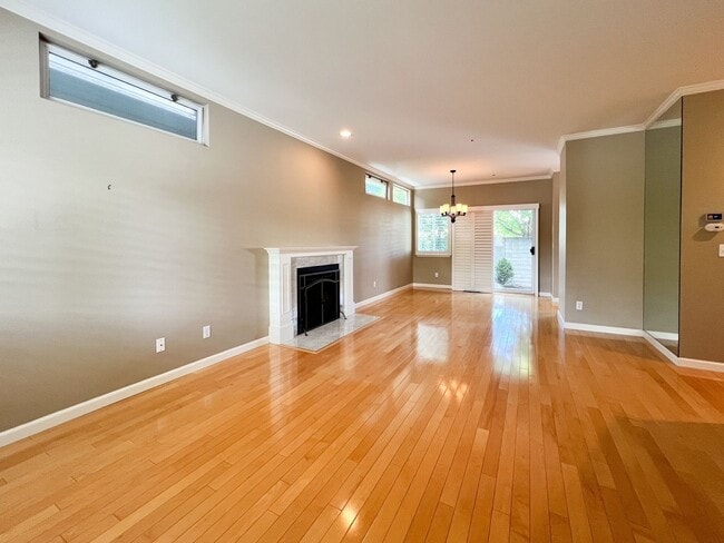 Building Photo - Charming Napa Condo in Quiet Court Setting