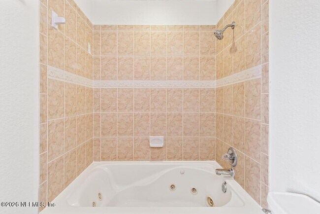 Building Photo - 66 W 14th St