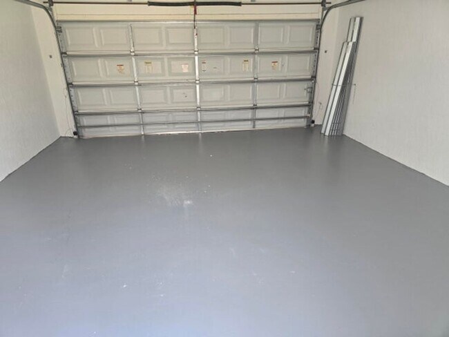 Building Photo - 8017 Murano Cir