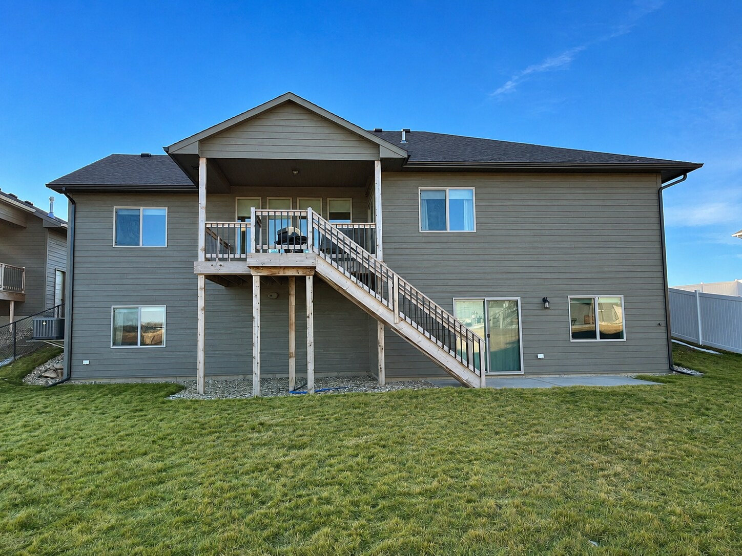 Building Photo - 4004 S Faith Ave