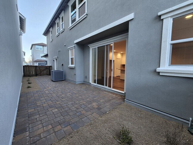Building Photo - Brand New Home for Lease in Carson City $1000 off 1st month's rent