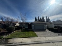 Building Photo - LINCOLN SUN CITY 55+ DEL WEBB COMMUNITY!