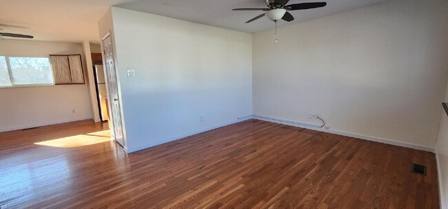 Building Photo - 956 Altavia Dr