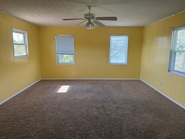 Building Photo - 5312 Rowan Rd