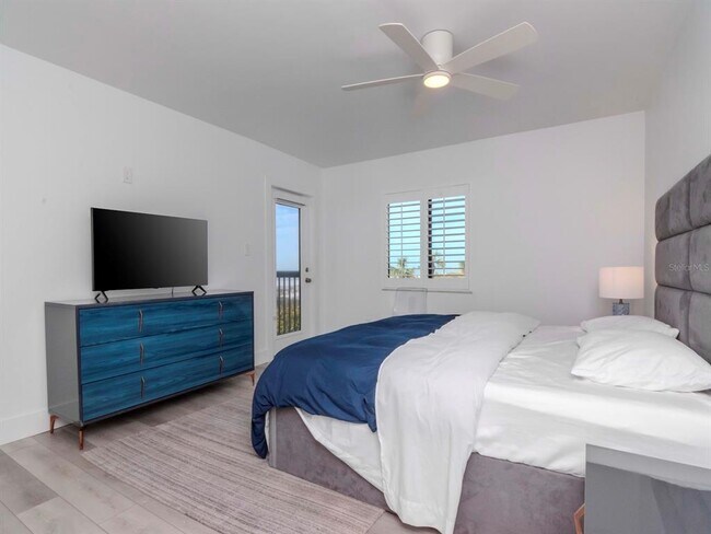 Building Photo - 3200 Gulf Blvd