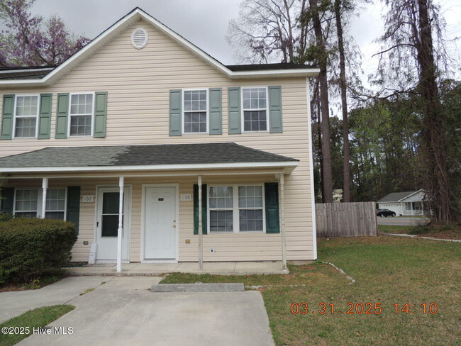 Primary Photo - 100 Pisgah Ct