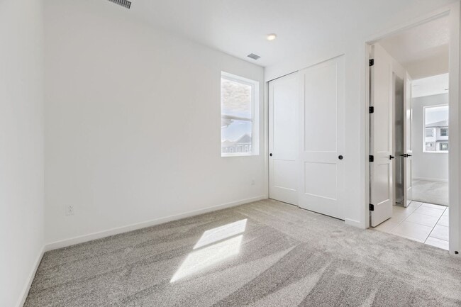 Building Photo - 10940 Stanza Ln