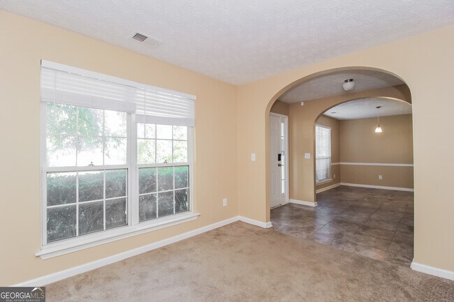 Building Photo - 7175 Springchase Way