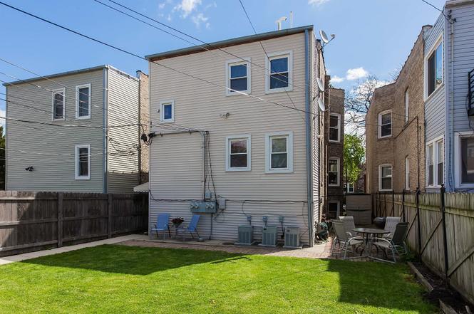 Backyard - 3436 N Ridgeway Ave