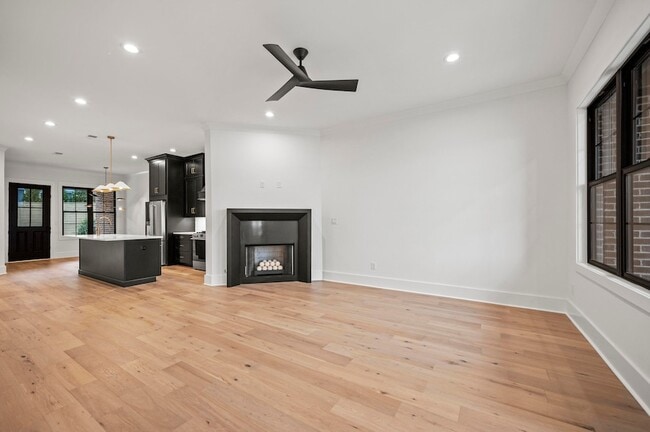 Building Photo - 4161 Cocos Wy