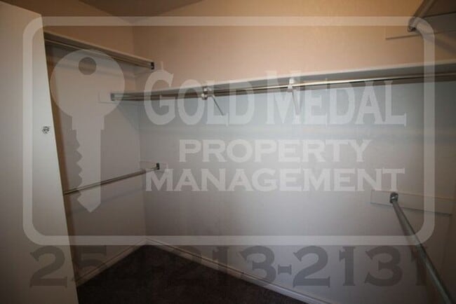 Building Photo - Lisa Lane Living – Simple, Smart & Ready for You!