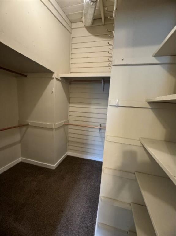 Building Photo - 302 S Burleson St