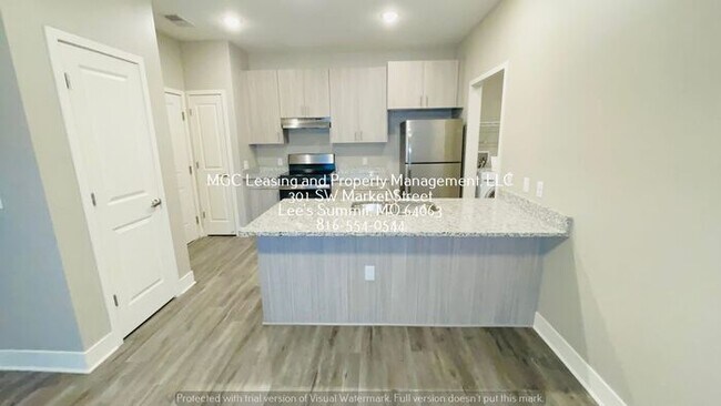 Building Photo - Handicap accessible apt on the 1st floor