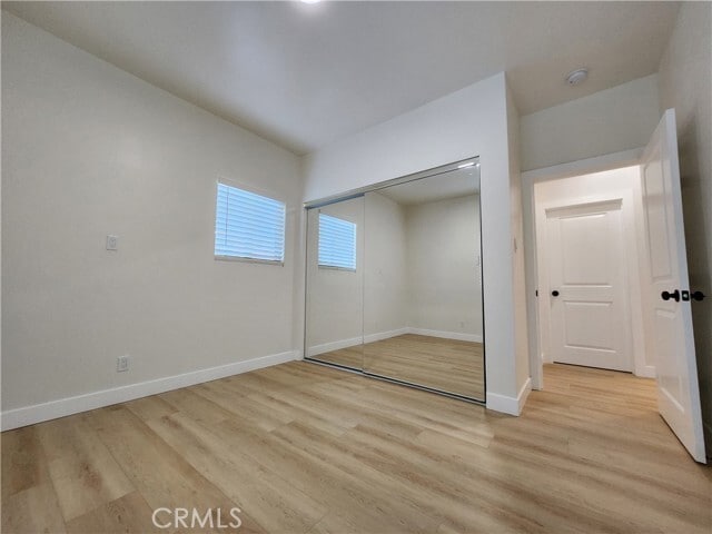 Building Photo - 18252 Saticoy St