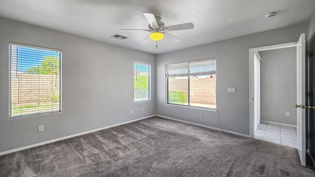 Building Photo - 13344 W Desert Ln