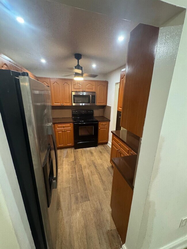 Building Photo - 4344 NW 9th Ave