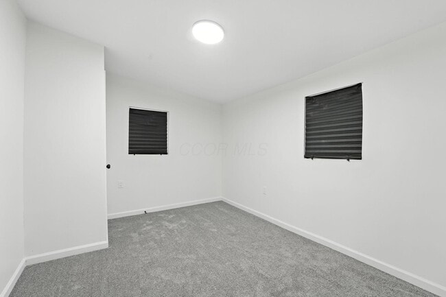 Building Photo - 354 Fernhill Ave