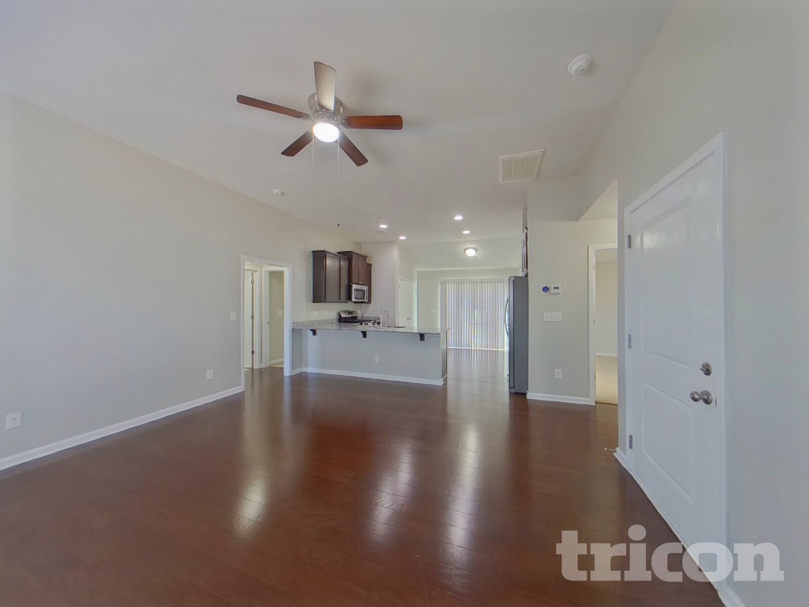 Building Photo - 474 Finch Ln