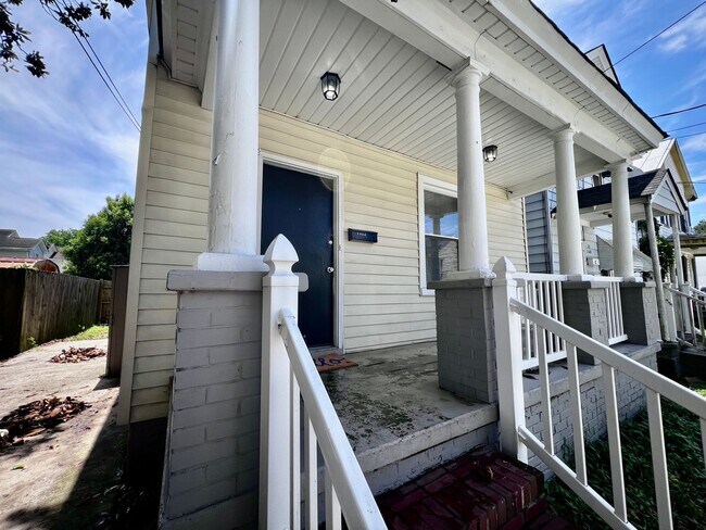 Building Photo - Newly renovated home in the Historic South Norfolk Neighborhood.