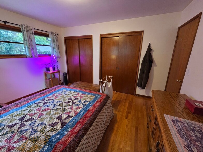 Building Photo - 3819 SE Francis St