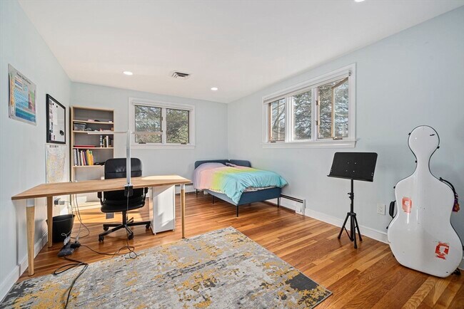 Building Photo - 66 Roosevelt Rd