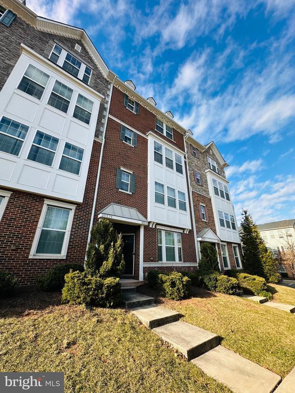 Building Photo - 25576 Tolar Square