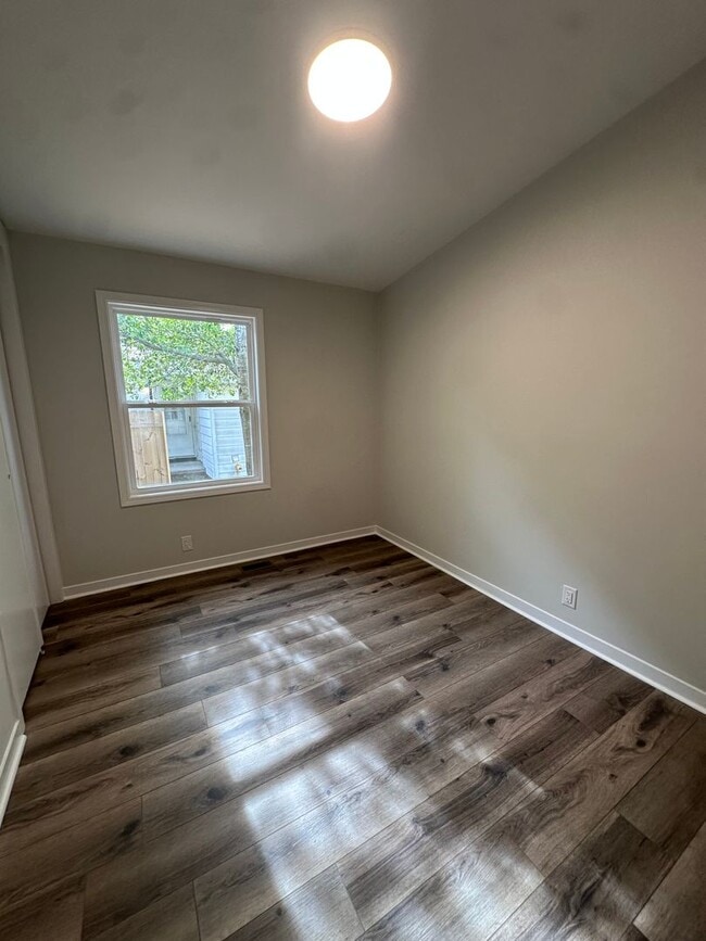 Building Photo - 446 Cape Fear Blvd