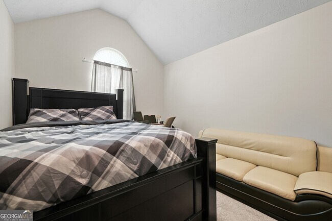 Building Photo - 30 Zebulon Pl