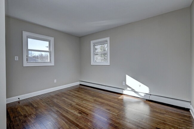 Building Photo - 155 Pastors Walk