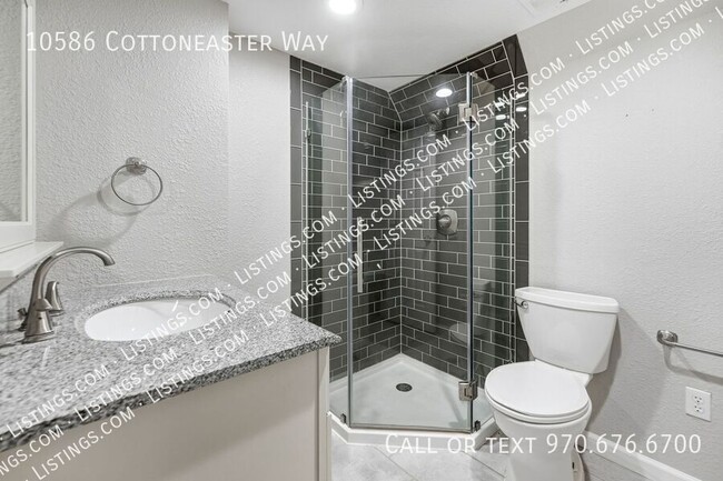 Building Photo - 10586 Cottoneaster Way