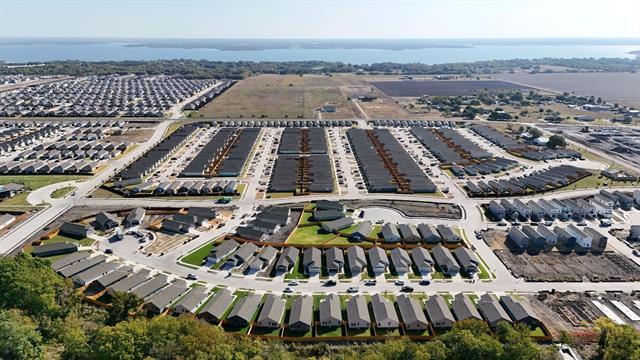 Building Photo - 6734 Highlands St