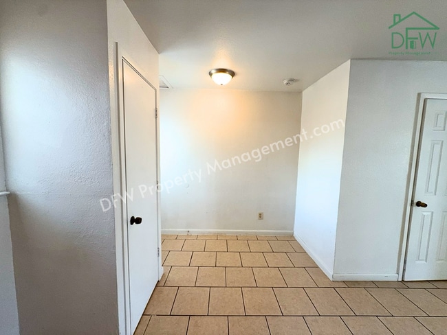 Building Photo - 2-Bedroom Townhome for Lease in a Peaceful Celina Community