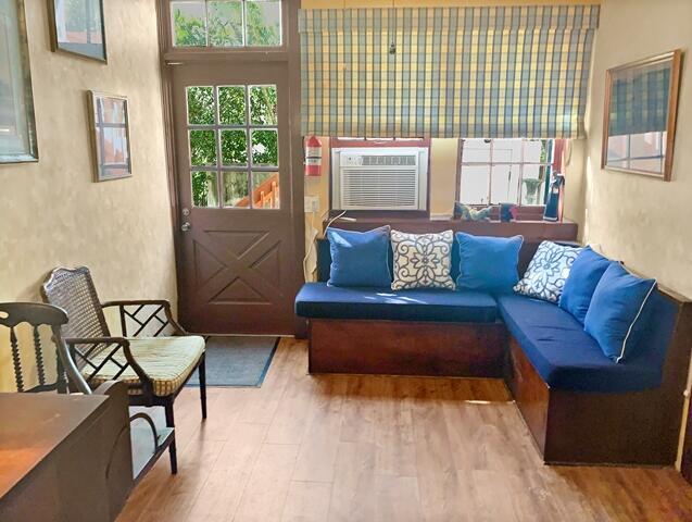 Building Photo - 80 Middle Rd