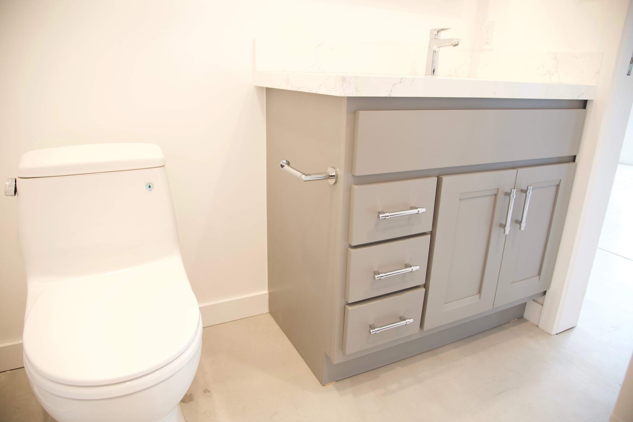 Building Photo - 6521 W 87th St