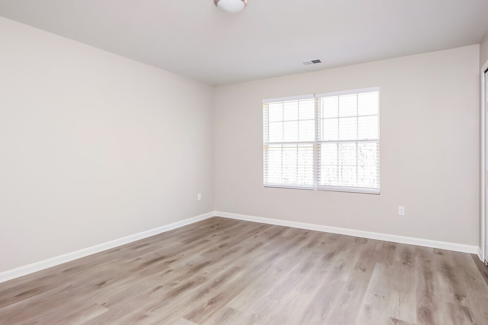 Building Photo - 806 Laurens Way