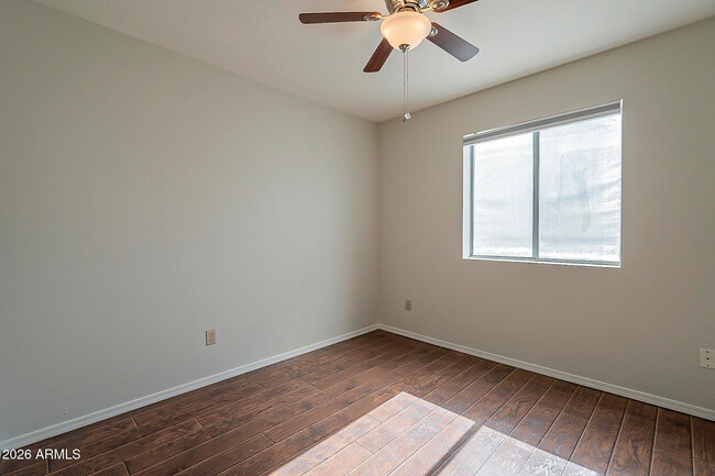 Building Photo - 8844 W Cavalier Dr