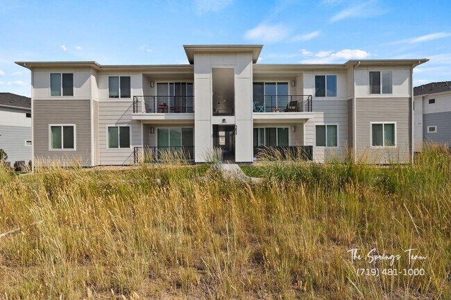 Building Photo - MODERN LUXURY 2BD/2BA/2CAR CONDO in Briargate