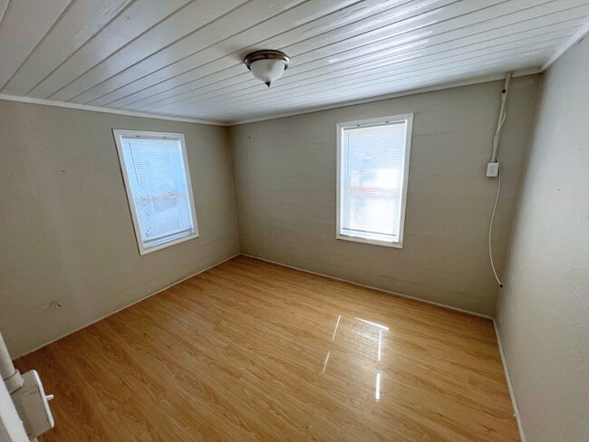 Building Photo - 8215 Stoner Rd