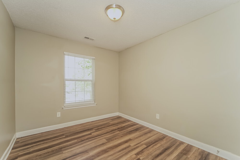 Building Photo - 203 Kingville Dr