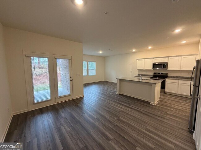 Building Photo - 1257 Fagiolo St