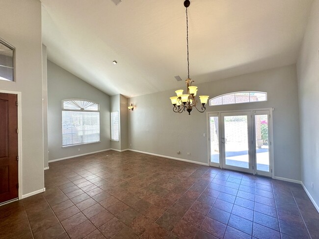 Building Photo - Spectacular Club West Executive home on co...