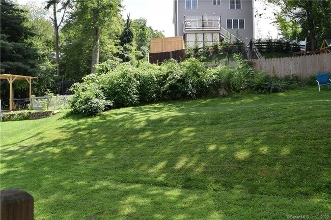 Building Photo - 17 Granite Dr
