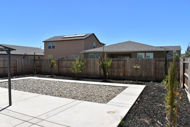 Building Photo - 4770 Sami Jo Dr
