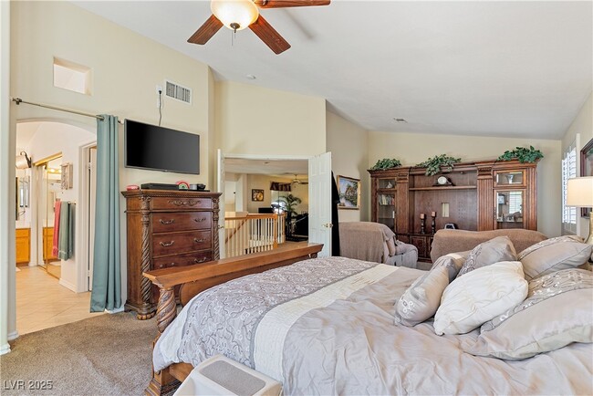 Building Photo - 1870 Desert Forest Way