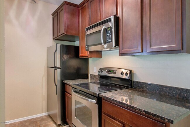 Building Photo - 14145 N 92nd St
