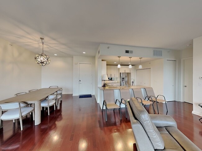 Building Photo - Attractive Arthouse Condo — READY NOW!